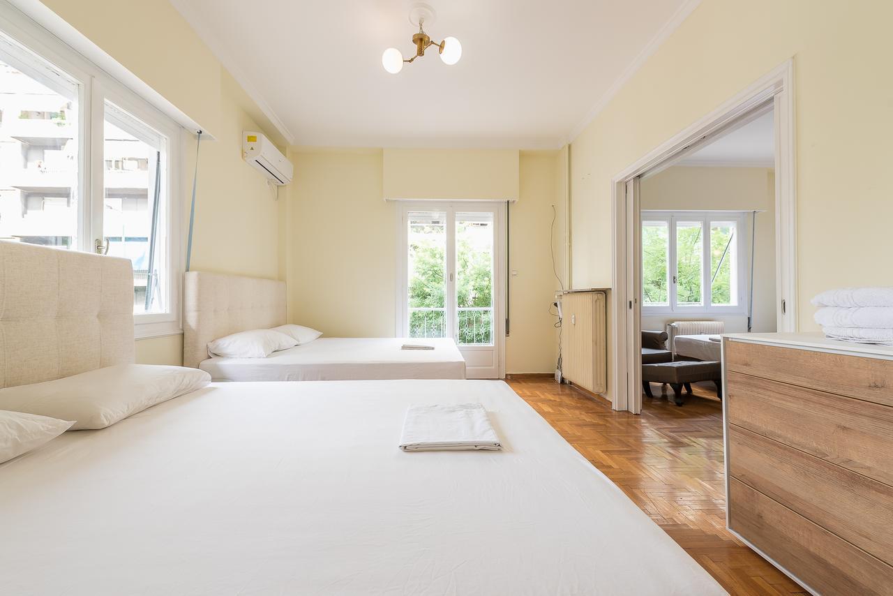 Victoria Queens Palace Apartments เอเธนส์ ภายนอก รูปภาพ