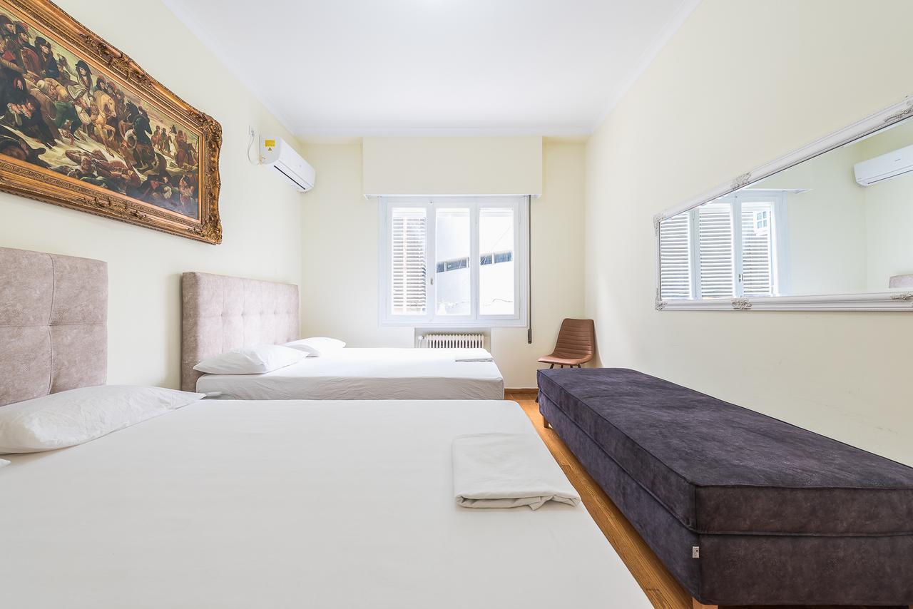 Victoria Queens Palace Apartments เอเธนส์ ภายนอก รูปภาพ