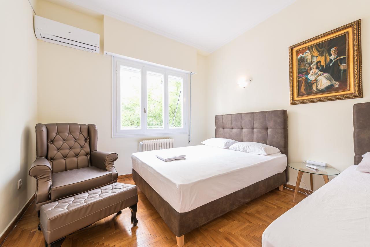 Victoria Queens Palace Apartments เอเธนส์ ภายนอก รูปภาพ