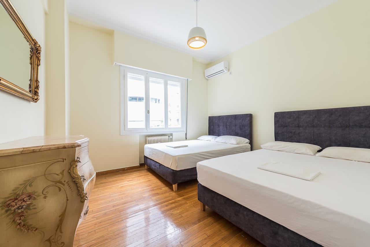 Victoria Queens Palace Apartments เอเธนส์ ภายนอก รูปภาพ